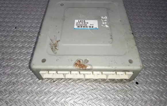 Mazda 6 Engine control unit/module L81318881H E6T52477H3