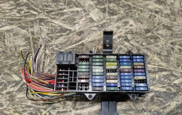 Porsche Boxster 986 Fuse module 1390216 77561200A 99661021000