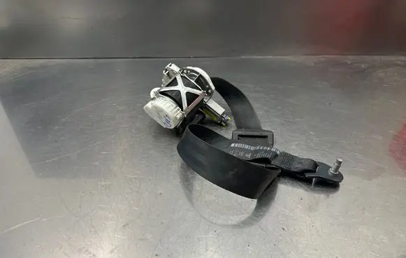 Peugeot 3008 I Front seatbelt 96819744xx 1000046 34040956