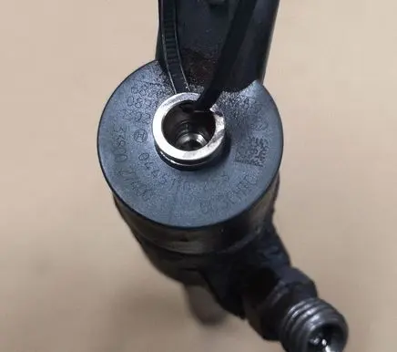Hyundai Tucson JM Fuel injector 0445110258
