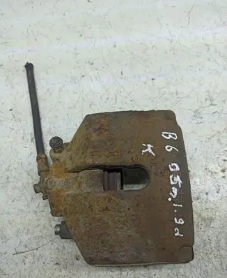 Volkswagen PASSAT B6 Front brake caliper