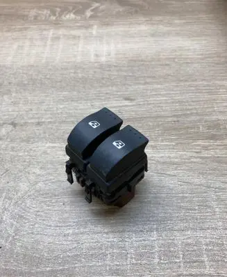 Renault Megane I Electric window control switch