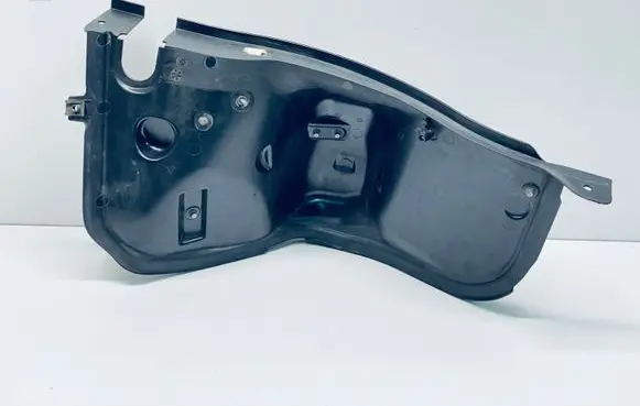 Volkswagen Touareg II Heat shield in engine bay 7P6819512