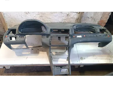BMW 3 E46 Dashboard 8213799