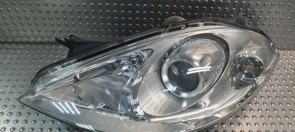 Mercedes-Benz A W169 Headlight/headlamp S26380578 A1698200561