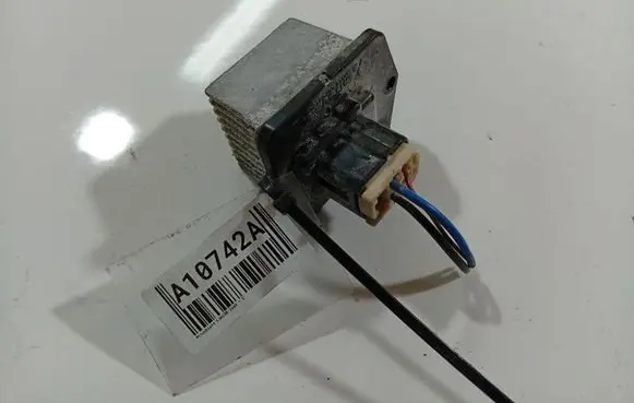 Heater blower motor/fan resistor