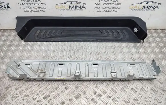 Mercedes-Benz Vito Viano W447 Rear sill trim cover A4476802106 A4477303400