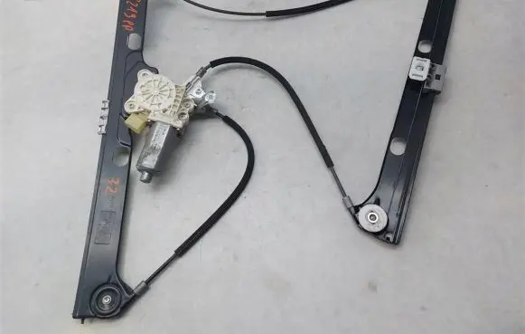Mercedes-Benz Vaneo W414 Front door window regulator with motor A2308200942