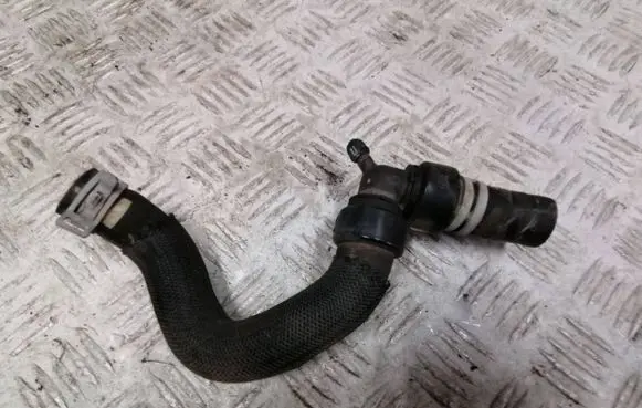 Renault Captur II Engine coolant pipe/hose 924108895r