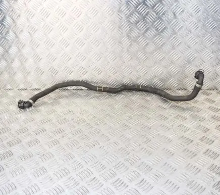 BMW 4 F32 F33 Engine coolant pipe/hose 7811133