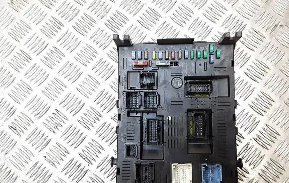 Citroen C6 Fuse box set 9661940180