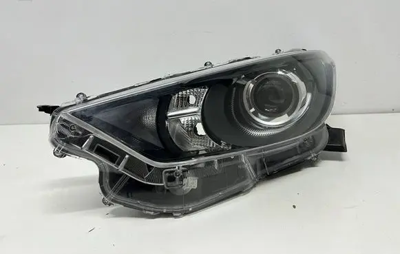 Toyota Yaris Headlight/headlamp EUKO6 0373541