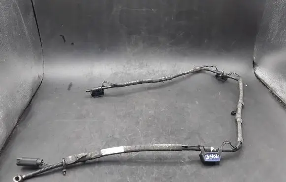 BMW 7 F01 F02 F03 F04 Headlight washer hose/pipe 13264011