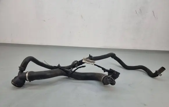 Jaguar F-Pace Engine coolant pipe/hose HK838286FD