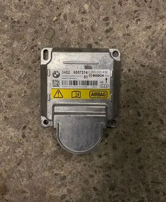 BMW 5 F10 F11 Airbag control unit/module 6857314 0265020432