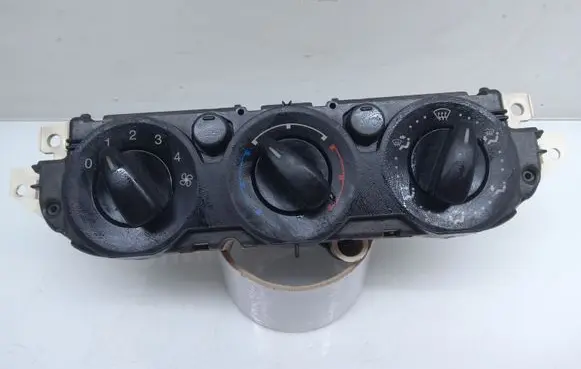 Ford Focus C-MAX Climate control unit 69607003