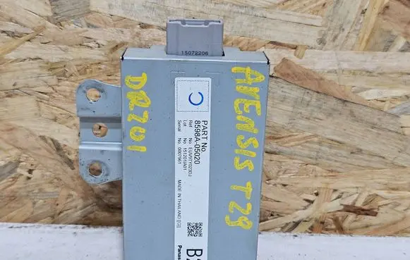 Toyota Avensis T270 Phone control unit/module 8598A05020 1512011A01 EUW9TY023DJ