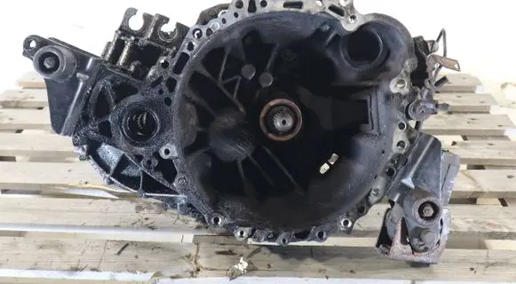Toyota Avensis T250 Manual 5 speed gearbox 