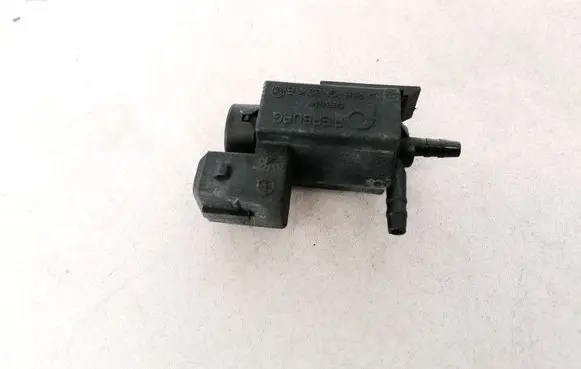 BMW 5 F10 F11 Turbo solenoid valve 7810831 70231800