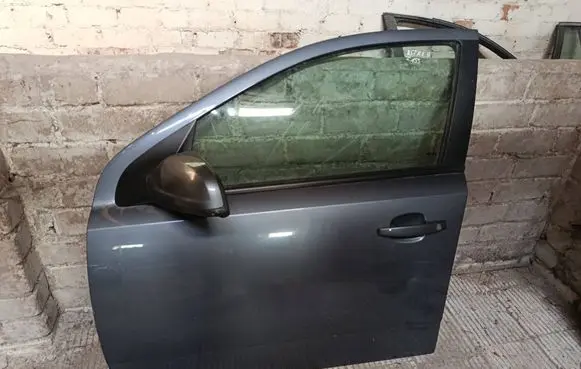 Opel Astra H Front door