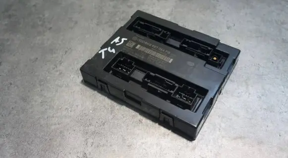 Audi A5 8T 8F Comfort/convenience module 8K0907064FB