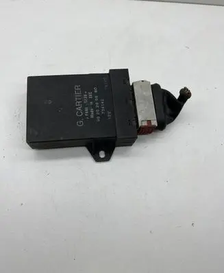 Peugeot 406 ABS relay 9625286880 PA66GF30 734142