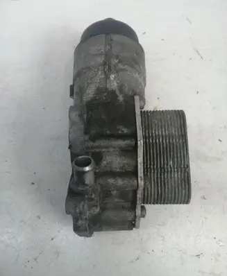 Ford C-MAX I Oil filter mounting bracket