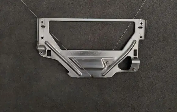 Volkswagen Phaeton Other engine bay part 3D1803277C 3D1803277