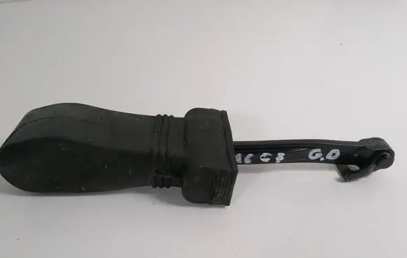 Audi A6 S6 C7 4G Rear door check strap stopper 4G0839249B