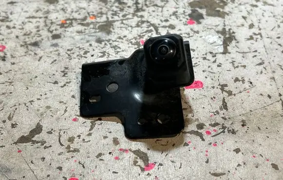 Toyota bZ4X Front bumper camera 8679042190 10R060024