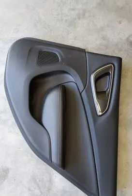 Chrysler 200 Rear door card panel trim 9V6XZ89ZAL 099Z0ZT 9V6X0080AI