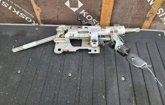 Citroen C4 II Ignition lock contact 9663123380