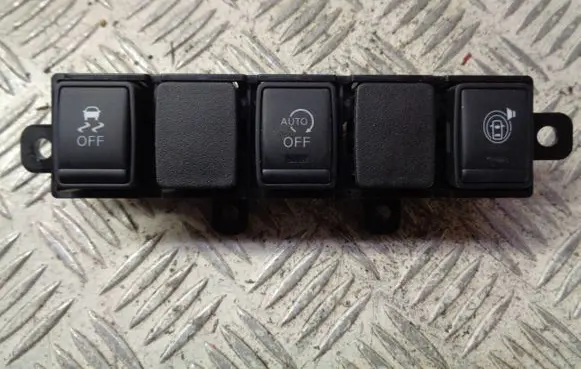 Nissan Pulsar Other switches/knobs/shifts 689TU3ZL0A