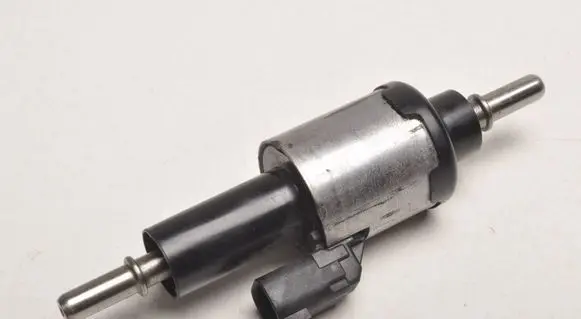 Ford Kuga II Vacuum valve 