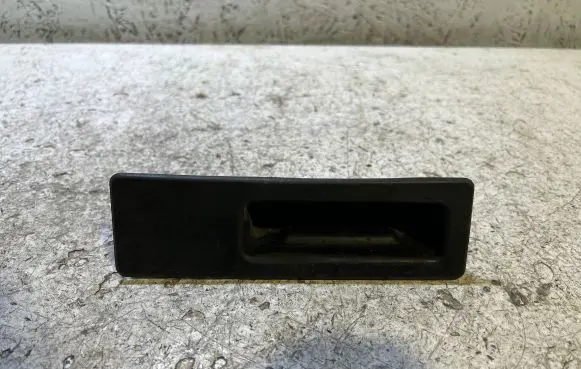 BMW 5 F10 F11 Tailgate/trunk/boot exterior handle 10822910