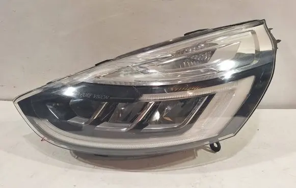 Renault Clio IV Headlight/headlamp