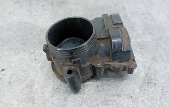 Peugeot 207 Throttle body valve V7576697