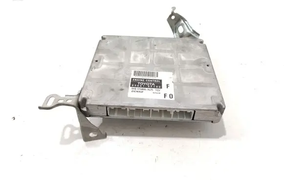 Toyota Corolla Verso E121 Engine control unit/module 896610F100 1758007625