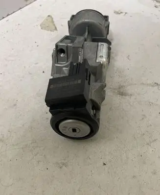Ford S-MAX Ignition lock 3M513F880AE