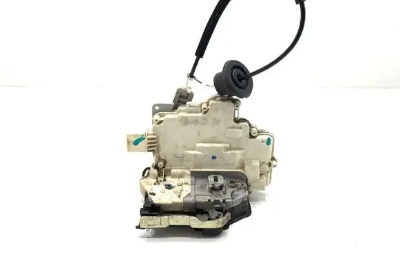 Audi A4 S4 B8 8K Rear door lock 8K0839015
