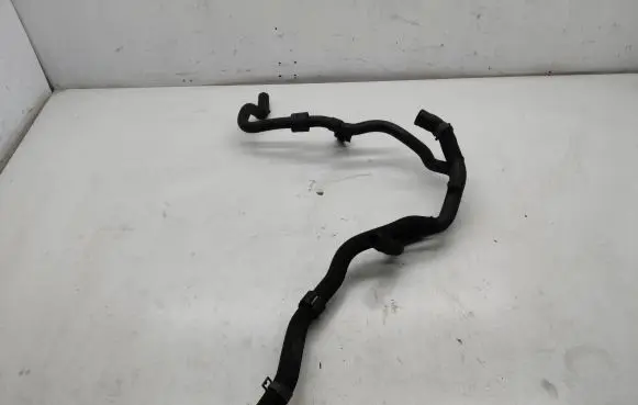 Volkswagen Tiguan Engine coolant pipe/hose 5N0122109Q