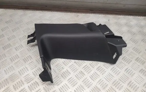 Jeep Grand Cherokee (D) pillar trim (bottom) 1GP03DX9AC