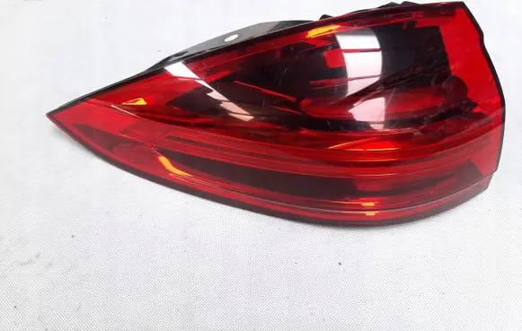 Porsche Cayenne (92A) Rear/tail lights 7P5945207P