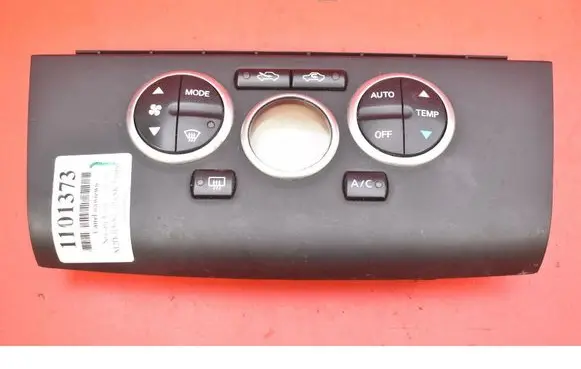 Nissan Tiida C11 Climate control unit 27500EM00A