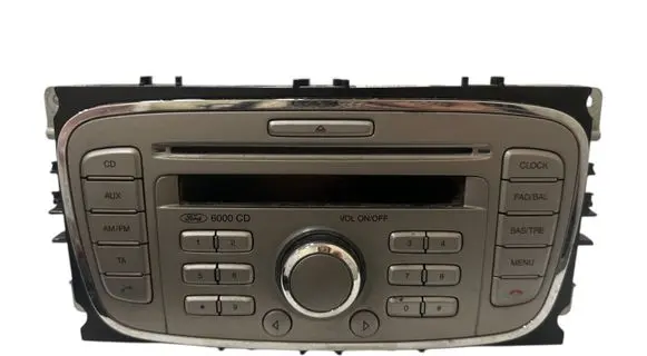 Radio/CD/DVD/GPS head unit