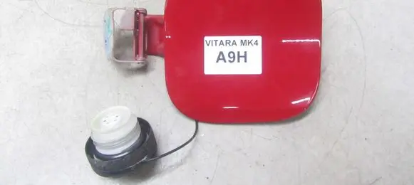 Suzuki Vitara (LY) Fuel tank cap