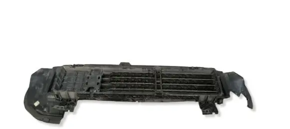 Dacia Duster III Intercooler air guide/duct channel 214F67073R 215793623R