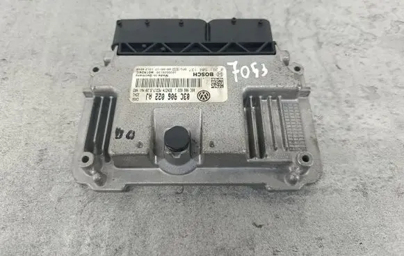 Volkswagen PASSAT B6 Engine control unit/module ECU