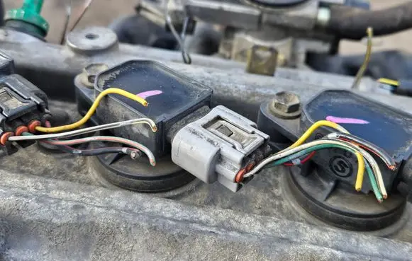 Toyota Yaris High voltage ignition coil 9008019021
