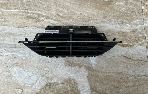Peugeot 2008 II Dash center air vent grill 98234571DX 2251107HDX